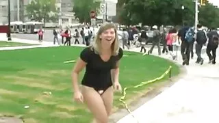 سب سے اوپر نشان بیل Francesca Le اور پینی امن کرتے مقعد مارک لکڑی کے سکس خارجی با کیفیت ساتھ