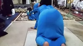 Masseuse کے ربیبہ سکس با کیفیت خارجی Aidra فاکس دیتا ہے ایک nuru مساج کرنے کے لئے اس کی سالگرہ کے والد