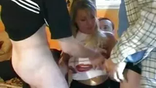 Trashy bitches ہیں وحشیانہ چہرے آخر میں گندی threesome کے بھاڑ سکس زن و شوهر خارجی میں جاؤ