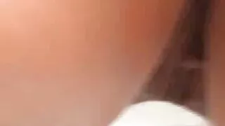 ابھارنے brunette domina pokes تنگ گلابی پھدی کے صحنه های سکسی فیلم خارجی ایمان لیون dildo کے ساتھ